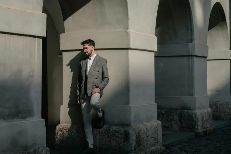 Tendance mode homme 2026 : trois lignes pour un vestiaire qui dure