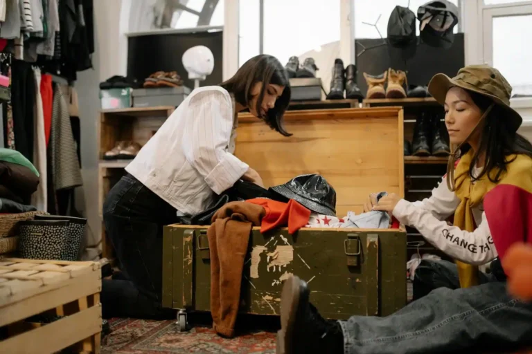 Vêtements d&rsquo;occasion : le guide pour chiner mieux