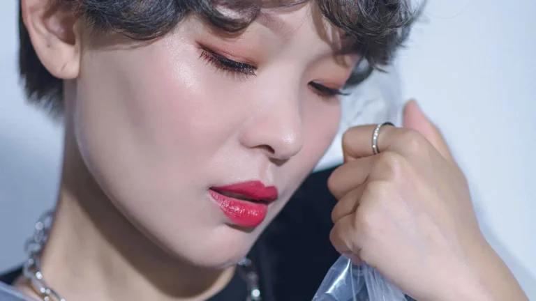 Maquillage KPop Demon Hunters : le look d&rsquo;idole décodé
