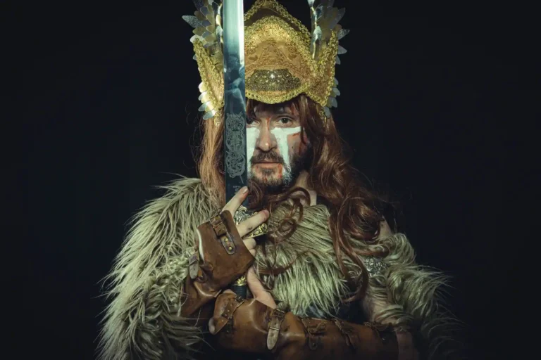 Maquillage viking : la méthode pour un look guerrier crédible